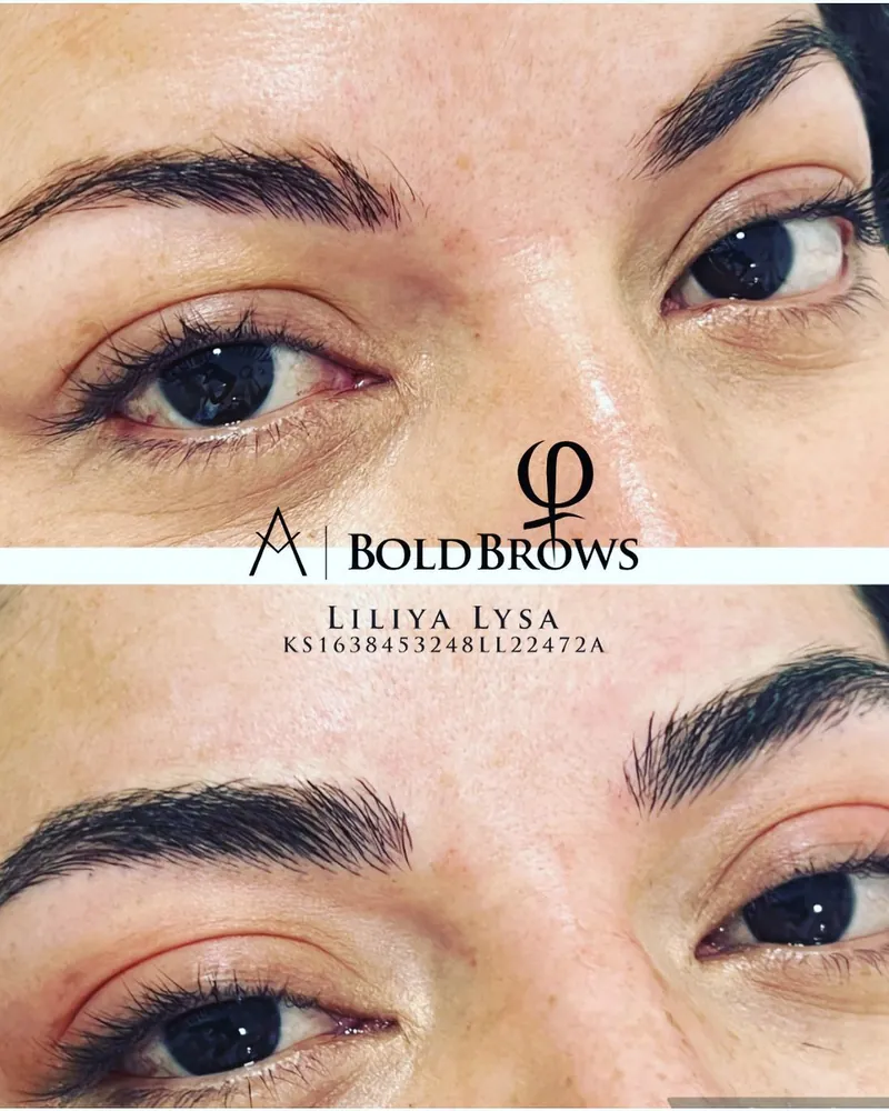 Antes y después de microblading de cejas, clienta 3
