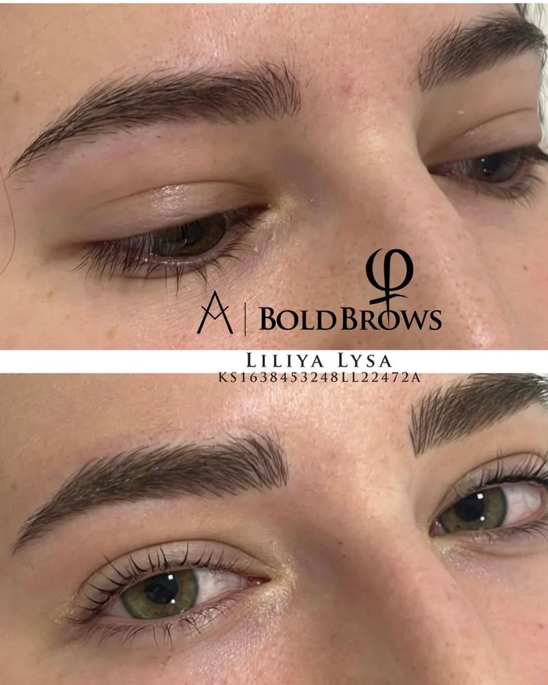 Antes y después de microblading de cejas, clienta 4